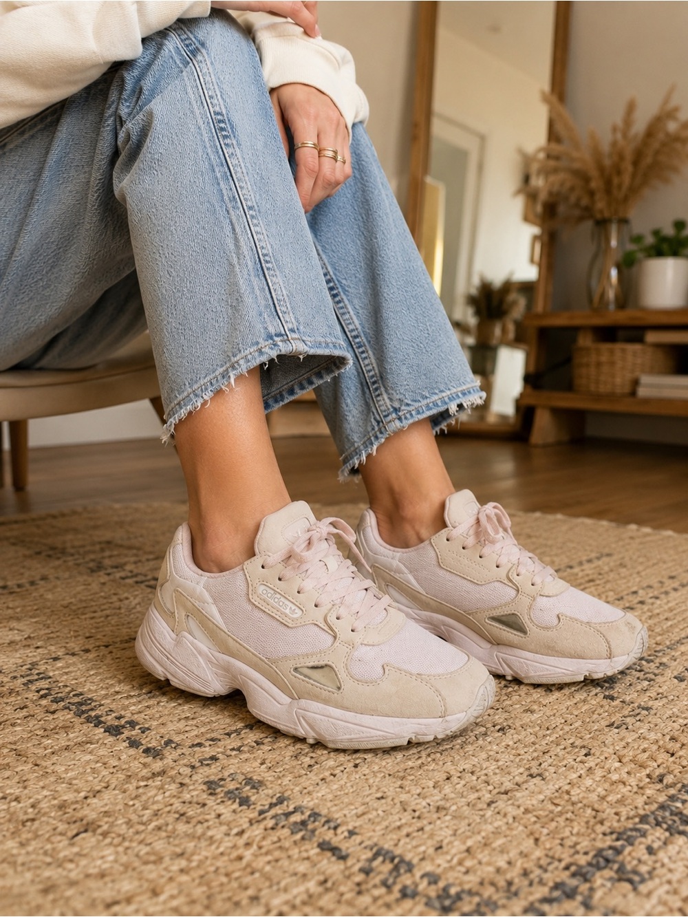 adidas Originals Falcon Sneakers Cream/Off White Women’s Size